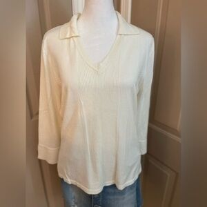 Evan-Picone cream rayon blend knit 3/4 sleeve ribbed v-neck collared sweater. L